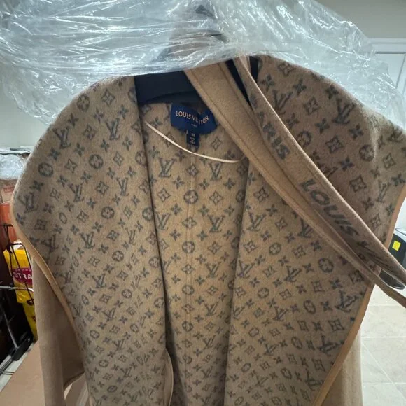 Louis Vuitton Brown Monogram Wool Coat Old Flower Bathrobe Short Coat - Picture 2 of 7